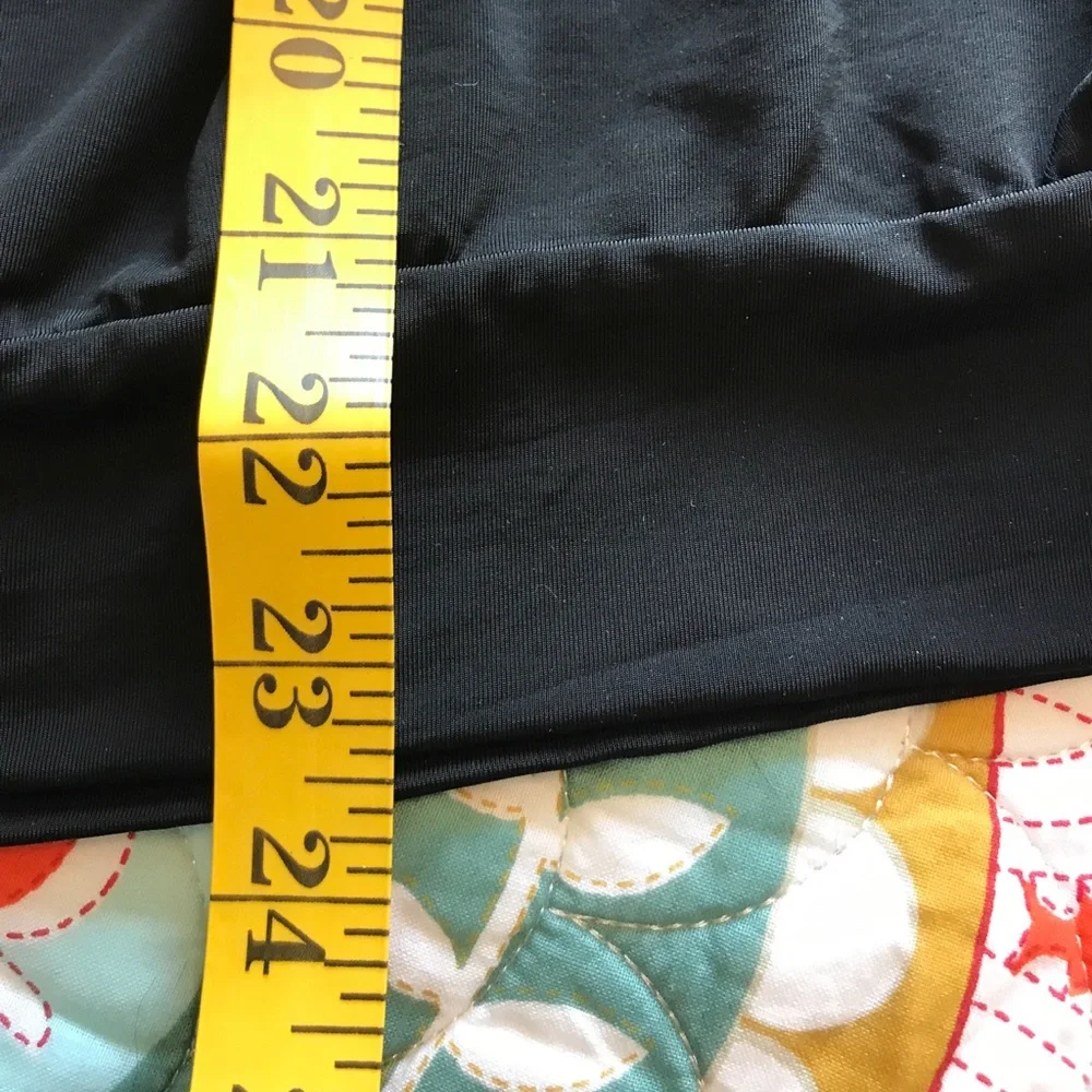 WHBM Top Detailed Shoulder - Picture 8 of 8